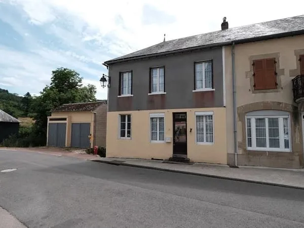 Anost, maison de village à vendre