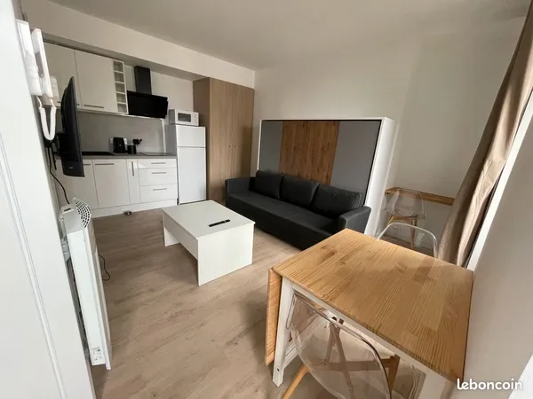 Studio meublé bourg de Secondigny