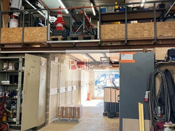 Bureaux 250 m²