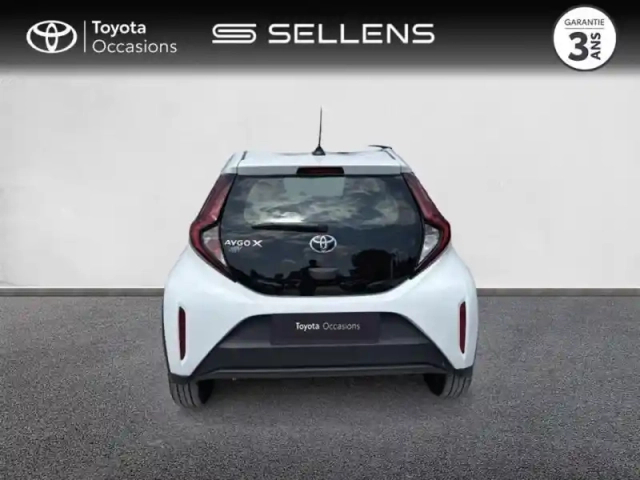 Toyota Aygo X 1.0 vvt-i 72ch dynamic my23 — photo 4