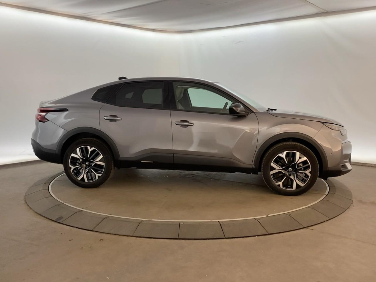 Citroën C4 X hybride 145 ch e-dcs6 max — photo 4