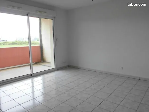 Studio 1 pièce 33 m²