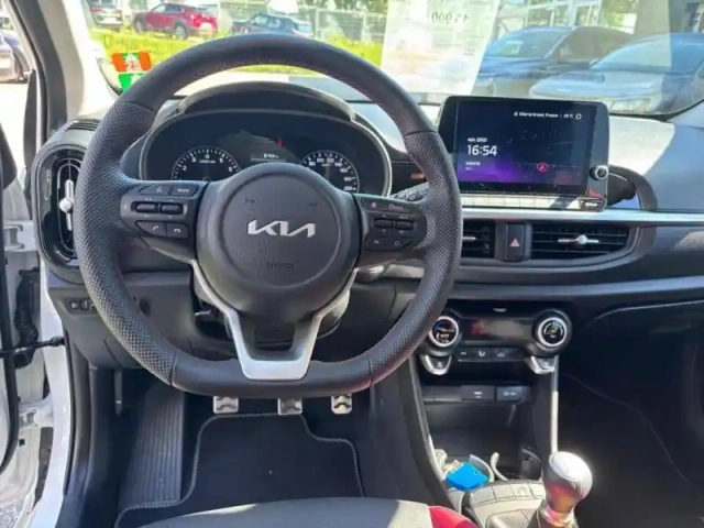 Kia Picanto 1.2 dpi 84ch gt line premium — photo 10