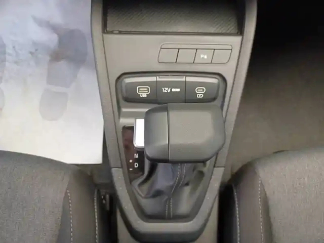 Kia Stonic 1.0 t-gdi 100 ch dct7 — photo 98
