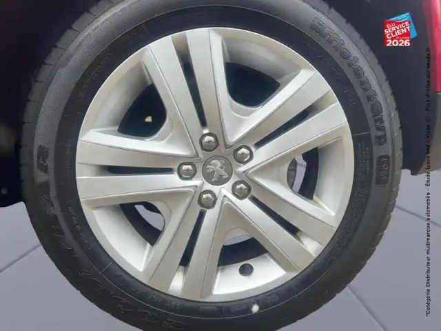 Peugeot 2008 1.2 puretech 110ch e6.c style s&amp;s eat6 — photo 10
