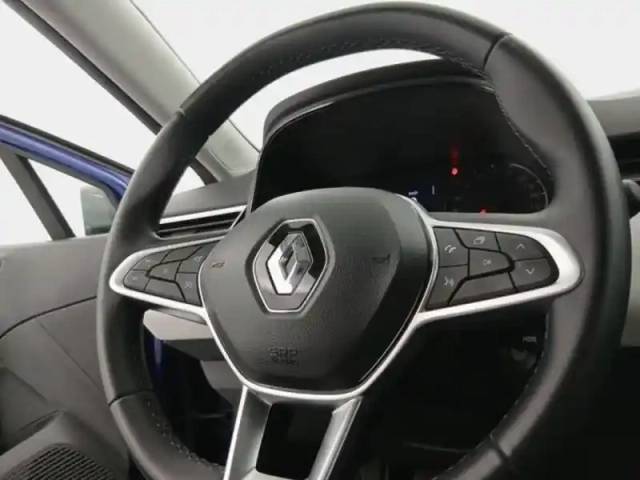 Renault Clio 1.0 tce 90ch evolution — photo 15