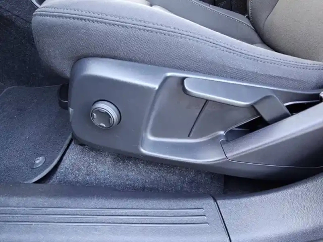 Volvo Xc40 recharge 231 ch 1edt — photo 12
