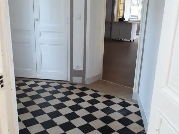 F3 - RDC avec parking - Beauvoisine / Gare Rive Droite