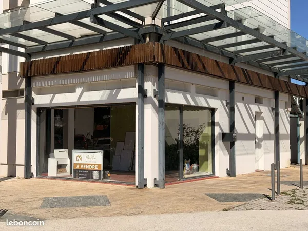 Murs commerciaux 120 m² Mourenx