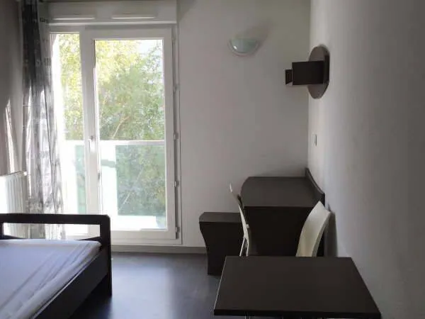 Studio 1 pièce 19 m²