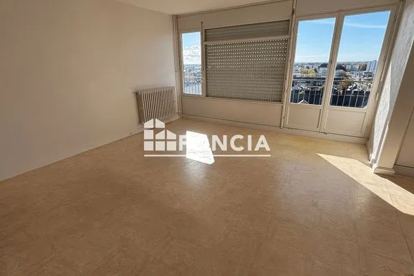 Appartement 6 pièces 105 m²