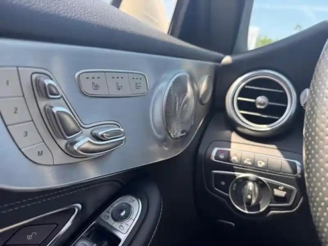 Mercedes Classe C cabriolet 220 d 170ch fascination 9g-tronic — photo 12