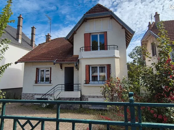 Maison de caractère 125 m² - Vesoul Briand - 3 ch Jardin