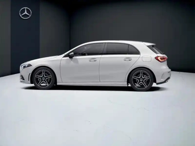 Mercedes Classe A 200 amg line — photo 21