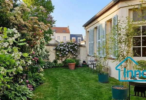 Clagny/ Glatigny Maison à la campagne 55m2 avec 100m2 de jardin