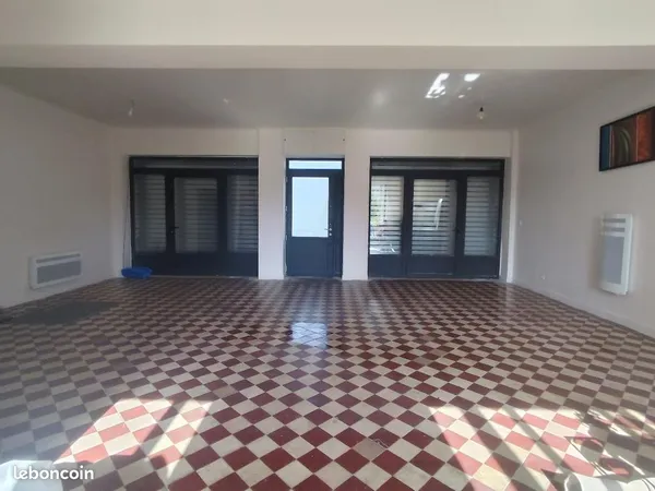 Local commercial 60 m2 alfortville axe passant