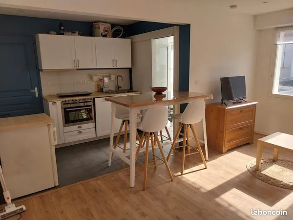 Appartement T2 indépendant dans une maison