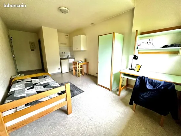 Studio 1 pièce 20 m²