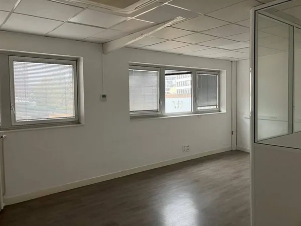 Local commercial 465 m²