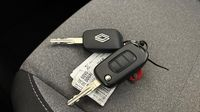 Renault Clio 1.0 TCe 90ch Evolution - 24 — photo 16