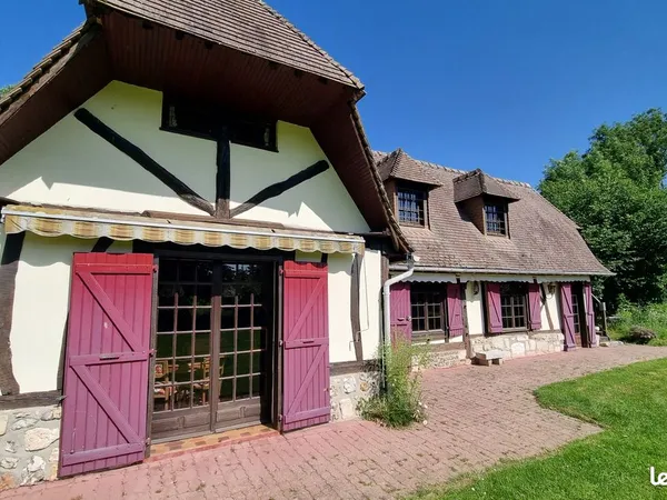 Maison normande "coup de coeur" et terrain avec CU positif entre Bourg Achard et Bourgtheroulde