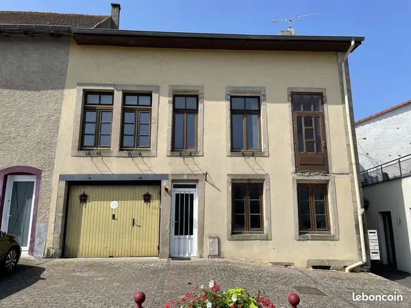Local 268 m² Kerprich-aux-Bois