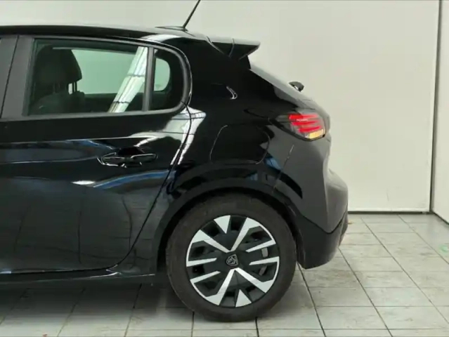 Peugeot 208 1.2 100ch s&amp;s style — photo 8