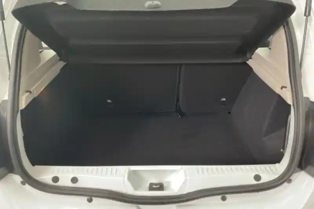 Dacia Sandero blue dci 95 — photo 46