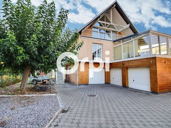 Maison 9 pièces 280 m²