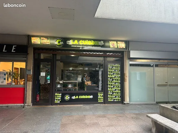 Local commercial 50 m² - Restauration avec extraction