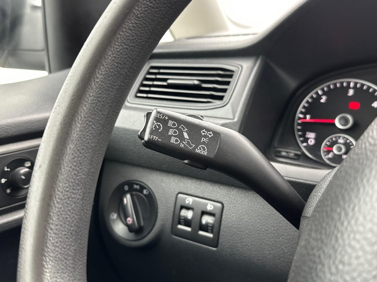 Volkswagen Caddy van 2.0 tdi 75 bvm5 business line — photo 19