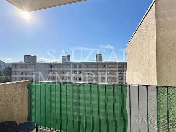 Appartement 4 pièces 77 m²