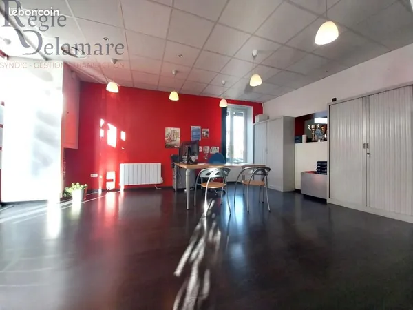 Local commercial 103 m² Bourgoin-Jallieu