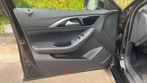 Infiniti Q30 2.2 D 170 7DCT - Luxe – 2018 – 113000 km – Diesel – Boîte Automatique — photo 24