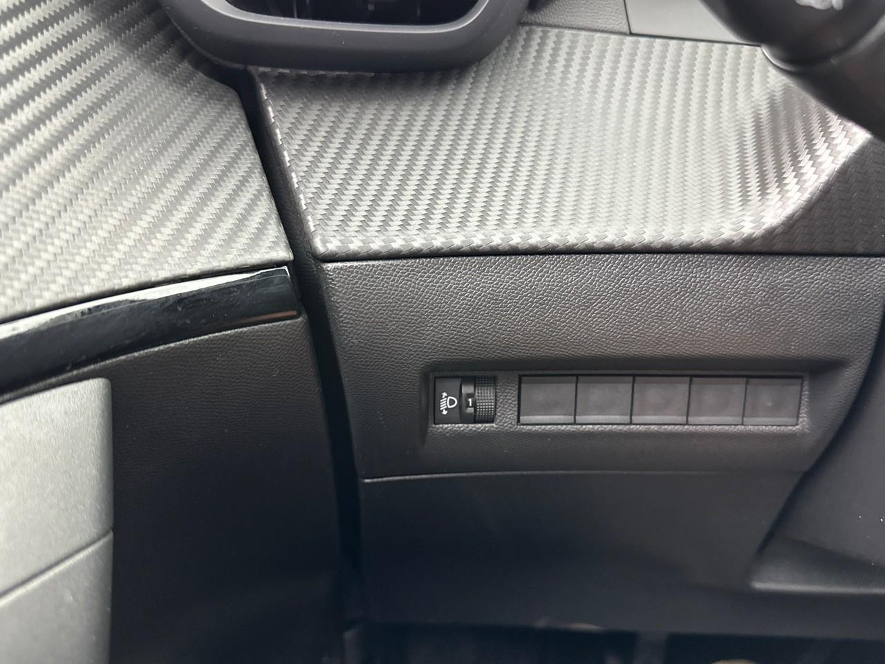 Peugeot 2008 100 s&s bvm6 style — photo 17