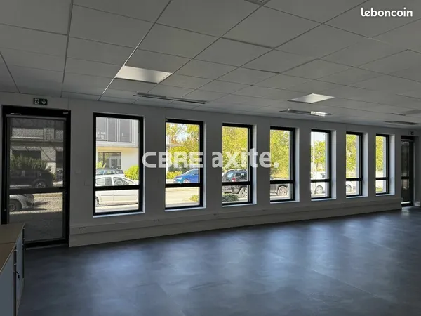 Bureaux 80 m² LE BOURGET DU LAC