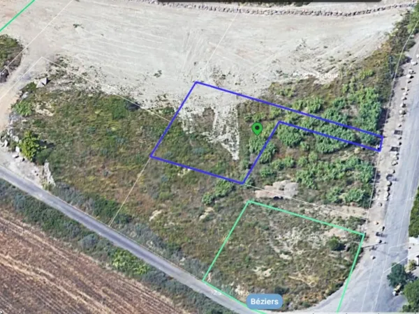 Terrain 541 m²