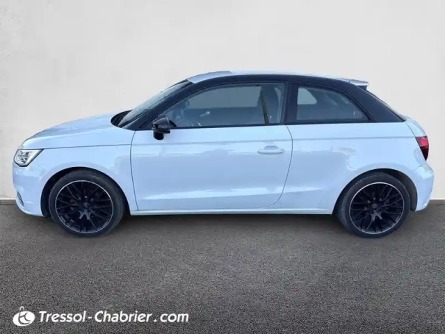 Audi A1 sportback 1.0 tfsi ultra 95 midnight series — photo 5
