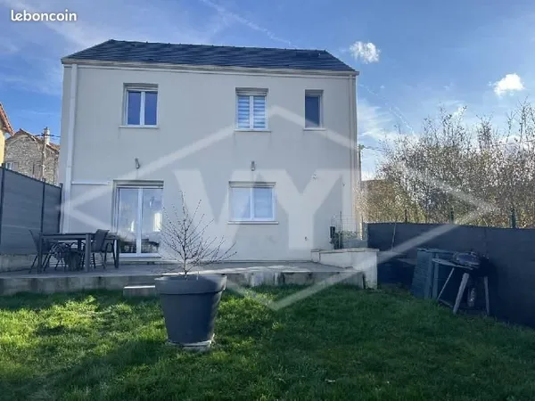 Pavillon 5 pièces 93 m²
