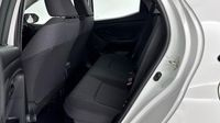 Toyota Yaris 116h Dynamic 5p MY22 — photo 13