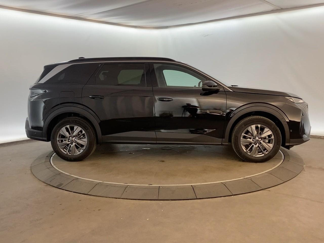 Peugeot 5008 hybrid 145 ch e-dcs6 allure — photo 4