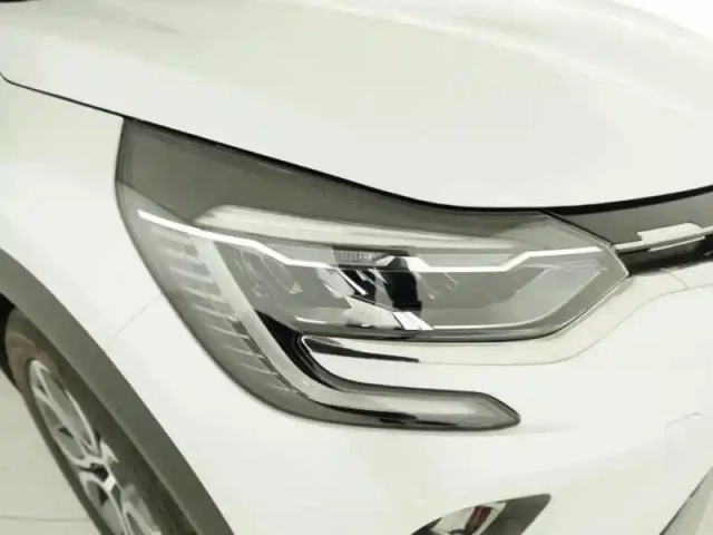Renault Captur 1.0 tce 90ch techno — photo 12