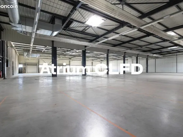 LOCAL D'ACTIVITE 2364 m² CLERMONT FERRAND