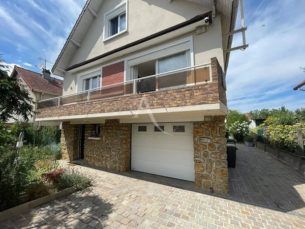 Maison 5 pièces 90 m²