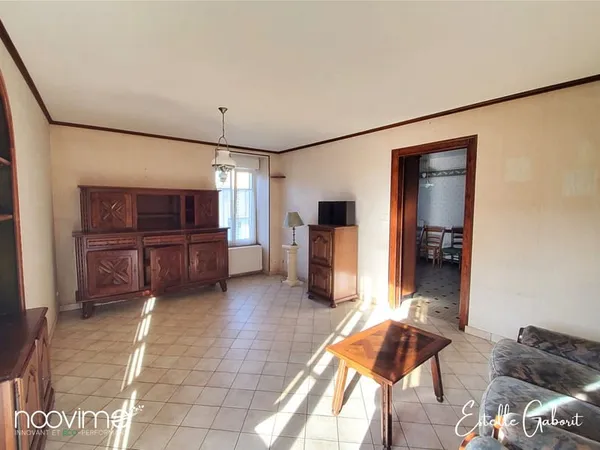 MAISON DE BOURG A RENOVER - GARAGE - ST LEZIN