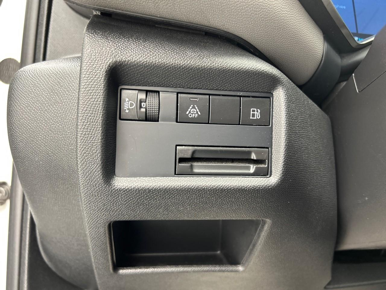 Citroën C5 Aircross hybride rechargeable 225 s&s e-eat8 feel — photo 22