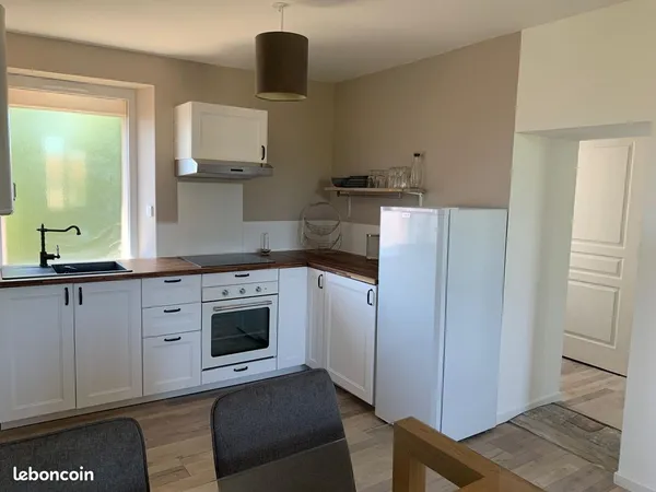 Appartement meublé. Eau,edf, chauffage inclu