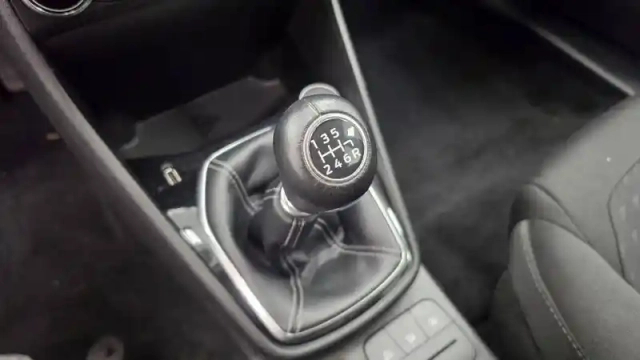 Ford Fiesta 1.0 ecoboost 125 ch s&amp;s bvm6 — photo 33