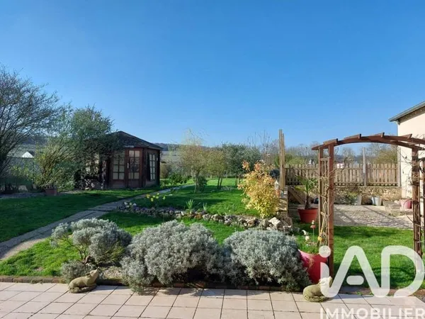 Maison de plain-pied 6 pièces 223 m²