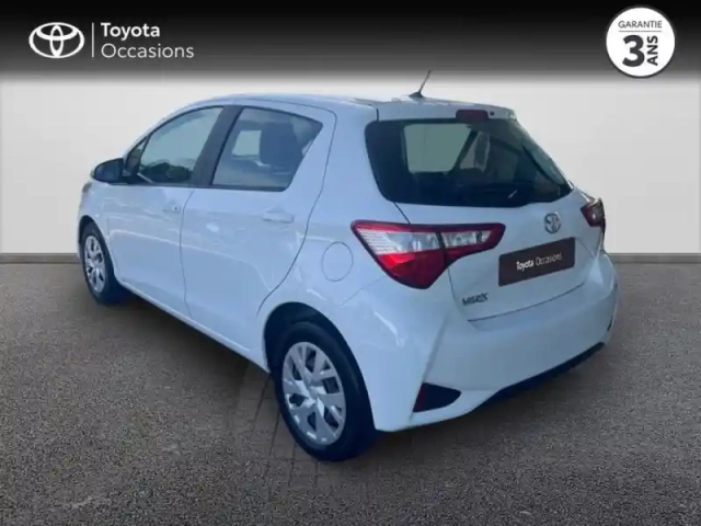 Toyota Yaris 70 vvt-i france connect 5p my19 — photo 2